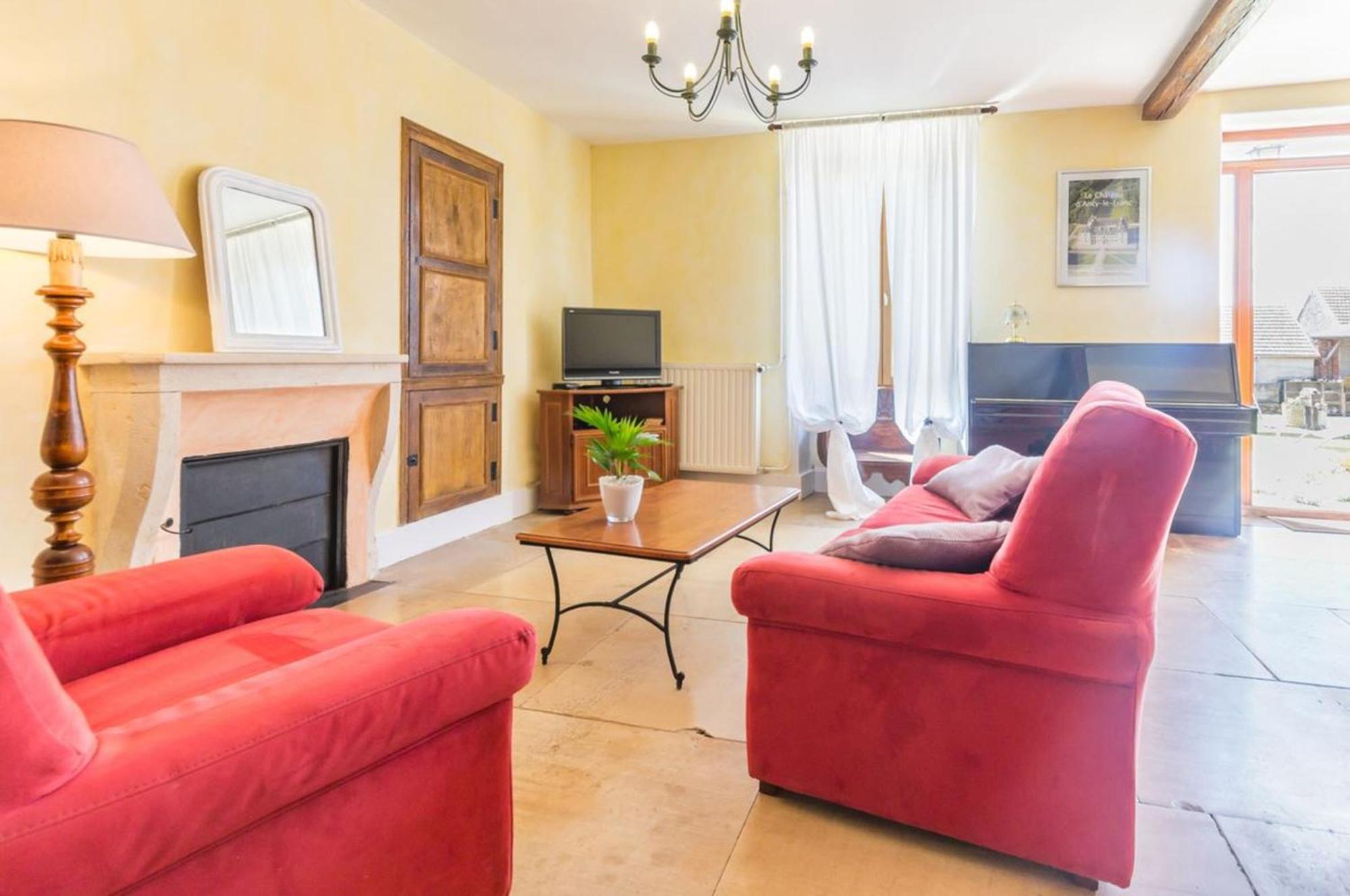 Maison Chaleureuse A Eringes Avec Jardin Et Parking Inclus Luaran gambar